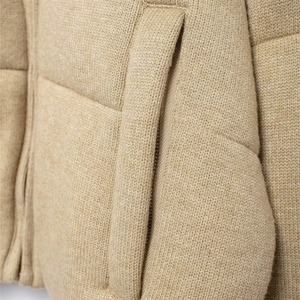 Fabricante de abrigos ligeros de plumón con logotipo personalizado, chaquetas acolchadas cortavientos de calle, chaquetas acolchadas de invierno con Top corto OEM - Product Image 3