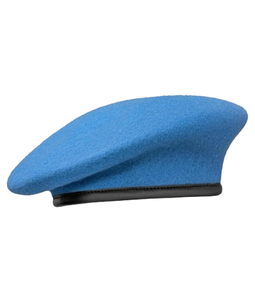 Bérets 100% coton de haute qualité du Pakistan en gros 100% bonnet de chapeau de qualité en laine avec patch de logo d'insigne de casquette - Product Image 1