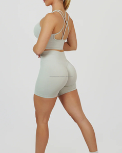 Conjunto de Yoga de Alto Soporte para Mujer, Bra y Short sin Costuras, Diseño Personalizado, Color Sólido, Ecológico, Transpirable, Ajuste Ceñido, MOQ Bajo - Product Image 3