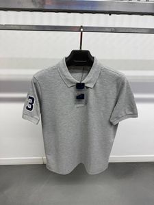 T-shirt uni pour homme 100 % coton tissé, manches courtes, col en V, décontracté, respirant, écologique, OEM ODM, logo personnalisé, étiquette privée sur le devant - Product Image 4