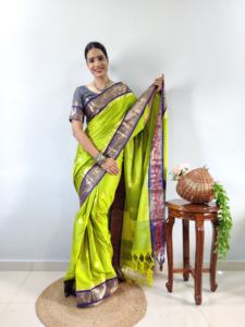 ผ้าแจ็คการ์ด pallu ที่สวยงามใช้งานได้ทั่ว Saree - Product Image 3