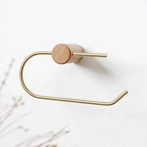 Porte-papier hygiénique en fer robuste avec appel rustique le rendant idéal pour les fermes et les maisons traditionnelles - Product Image 5