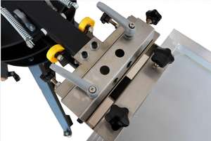 Machine d'impression sérigraphique à 8 stations et 8 couleurs pour <span class=keywords><strong>t</strong></span>-shirts, imprimante sérigraphique avec type de plaque - Product Image 2