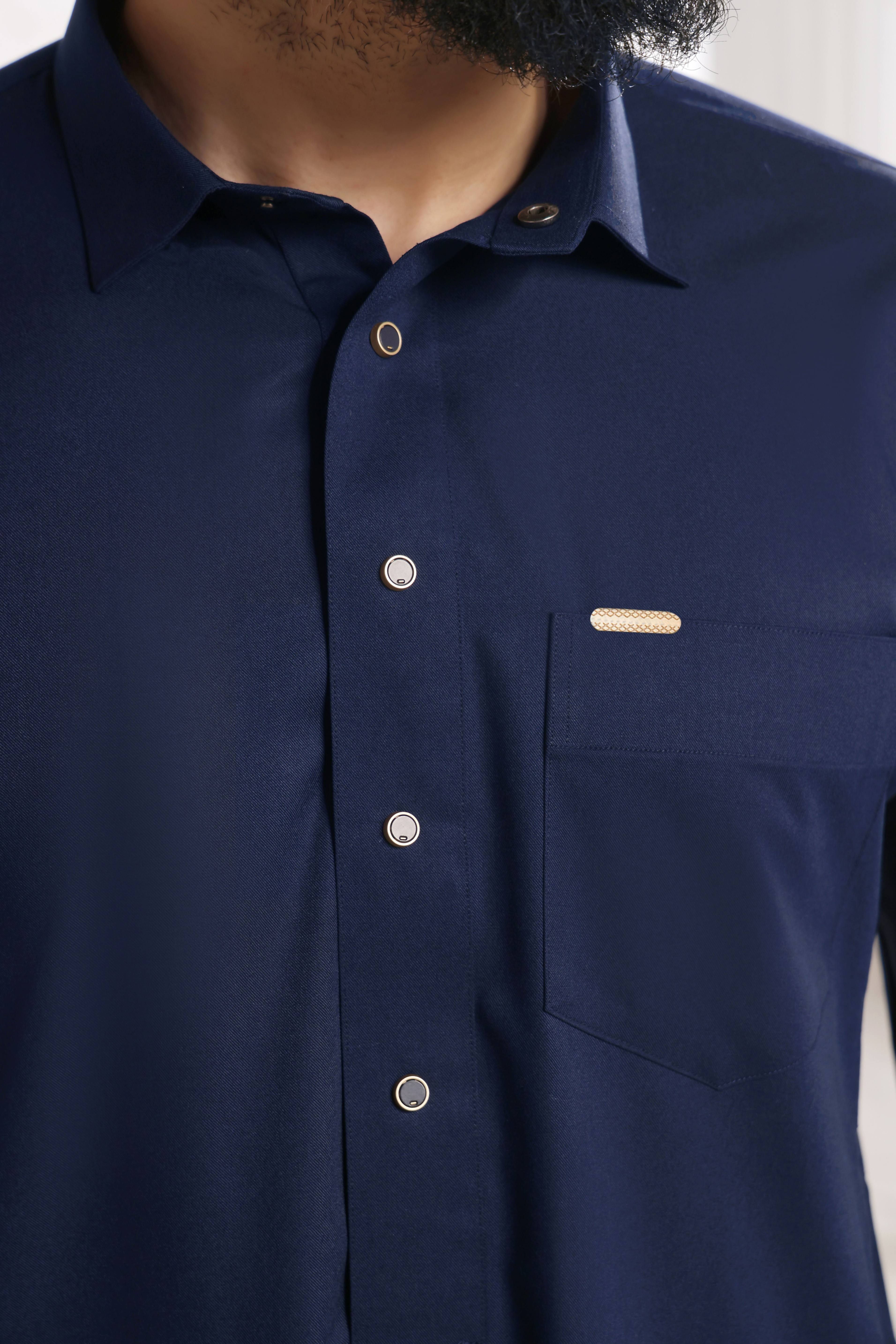 สีน้ำเงิน