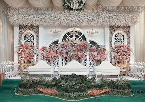 Escenario de boda con tema de ventana Escenario de boda al aire libre de estilo europeo moderno - Product Image 3