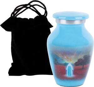 Exportateur de qualité pratique de 100% urne souvenir en métal aluminium cendres humaines urnes de crémation pour adultes à prix fiable - Product Image 1