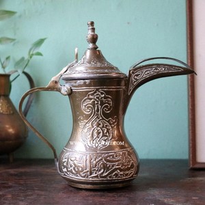 กาต้มกาแฟแบบอาหรับทำจากทองเหลืองคุณภาพสูง สำหรับเสิร์ฟกาแฟในโรงแรม ร้านอาหาร อุปกรณ์ตกแต่งบนโต๊ะ - Product Image 4