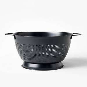 Stainless Steel <b>Colander</b> With deep bowl structure fine mesh design for thorough cleaning fruits vegetables pasta rice meals - Product Image 6