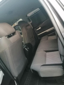 รถบรรทุกโตโยต้า ทันดรา ปี 2015 พวงมาลัยซ้าย มือสอง เครื่องยนต์เบนซิน ขับเคลื่อนสี่ล้อ ภายในเบาะหนังสีอ่อน พร้อมระบบควบคุมความเร็วอัตโนมัติและระบบปรับอากาศ - Product Image 5