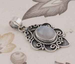 Handmade Rainbow <b>Moonstone</b> <b>Pendant</b> Sterling Silver Jewelry For Women Elegant Unique Gemstone Gift - Product Image 4
