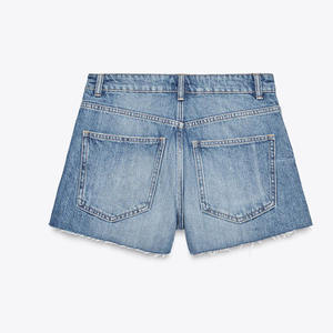 Pantalones cortos de mezclilla de diseño personalizado para mujer, estilo recto a la moda, botón orientado a la exportación, informal, diseño lavado, pantalón, cintura, dobladillo crudo - Product Image 6