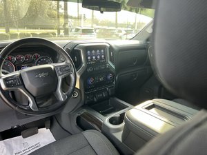 Chevrolet Silverado 1500 LT Trail Boss 2020 Usada en Buen Estado - Product Image 3