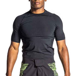Vêtements de sport sur mesure, chemises de protection contre les éruptions cutanées à compression de couleur unie simple et unie, Offre Spéciale de protection contre les éruptions cutanées par sublimation - Product Image 1