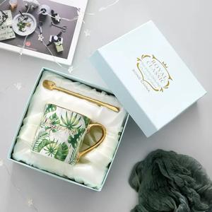 Taza de Té y Café de Porcelana China con Diseño de Hojas Verdes Estilo Nórdico, Borde Dorado, Asa Dorada, Filtro de Hojas de Té Dorado, Capacidad de 450-500 ml, Cuchara - Product Image 3