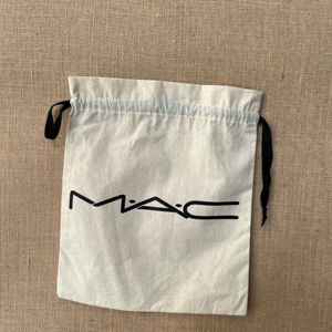 Sac en coton personnalisé avec cordon de serrage, écologique, lavable, tendance, solution de rangement naturelle, événements, rentable, approvisionnement en vrac B2B - Product Image 2