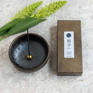 Coffret cadeau d'encens à faible émission de fumée avec encens japonais, ensemble zen et porte-encens zen - Product Image 2