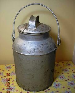 ภาชนะบรรจุนมที่มีฝาปิดกัลวาไนซ์พร้อมฝาปิดสำหรับโคนมและการขนส่งทางน้ำ - Product Image 1