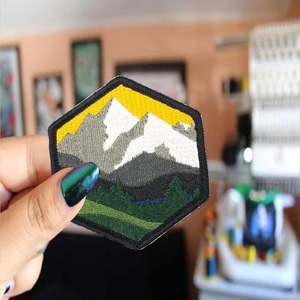 Bán buôn cung cấp tùy chỉnh thêu các bản vá lỗi với thiết kế tùy chỉnh cho áo khoác mũ quần jean và thiết bị chiến thuật có sẵn để bán - Product Image 4