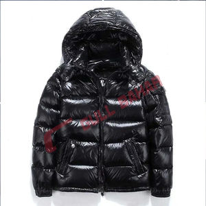 Chaqueta acolchada para hombre recién llegada, chaqueta acolchada brillante, rompevientos, chaqueta de invierno con capucha negra gruesa acolchada - Product Image 1