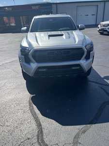 Toyota Tacoma TRD Sport 2024 Usada con Tracción en las 4 Ruedas - Product Image 4