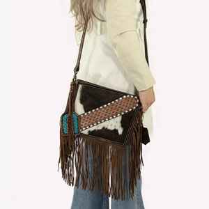 กระเป๋าสะพายหนังวัวขนหรูหราสำหรับผู้หญิงสไตล์ตะวันตกพร้อมลายดอกทานตะวันดอกไม้เพชรเม็ดเดี่ยว - Product Image 6