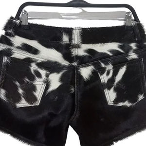 New Style Unique Design <b>Men</b> Cowhide Leather <b>Shorts</b> High Street Style New Solid Color <b>Slim</b> <b>Fit</b> Cowhide Leather <b>Shorts</b> - Product Image 5