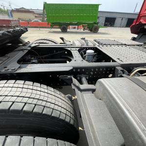 Shacman 6*4 10 roda 30 ton M3000 380Hp 430Hp truk traktor bekas untuk dijual performa tinggi - Product Image 5