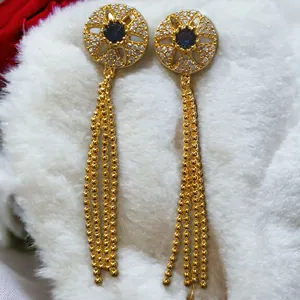 솔리드 14K 옐로우 골드 컬러 스톤 귀걸이 정품 다이아몬드 트렌디 스터드 귀걸이 많은 미니멀리스트 귀걸이 도매 인도 보석