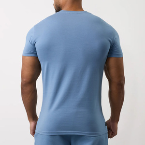 T-shirt de sport pour homme, coupe slim, col rond, manches courtes, respirant, en coton mélangé, personnalisable en gros - Product Image 2