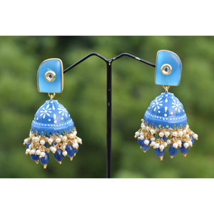 Boucles d'oreilles jhumki en laiton pour filles et femmes, finition mattefining meenakari partywear, perles bleues - Product Image 1