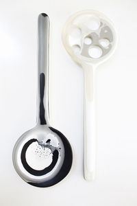 ชุดเซิฟเวอร์สลัด100% เรซินทำมือหลากสีสำหรับใช้ในบ้านและโรงแรมประกอบด้วยช้อนตักไอศกรีมสำหรับเสิร์ฟสลัด - Product Image 2