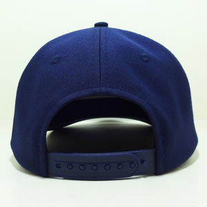 Parche tejido Logo Contraste Cuerda Sombreros 5 paneles Suave estructurado Ala ligeramente curvada Cierre Snapback ajustable Azul marino/Blanco OEM - Product Image 5