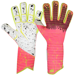 ถุงมือผู้รักษาประตูฟุตบอลแบบกำหนดเองที่มีการควบคุมการจับและการป้องกันนิ้วสำหรับการฝึกซ้อมการแข่งขันถุงมือฟุตบอลยางปาล์มที่ทนทาน - Product Image 1