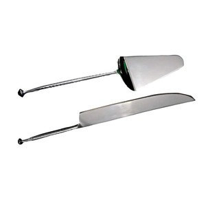 ชุดเสิร์ฟเค้กและมีดสแตนเลสสตีลด้ามเกลียวทำด้วยมือสีเงินราชวงศ์ - Product Image 4