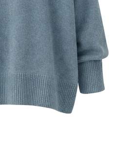 Pull en tricot surdimensionné pour femme, bleu poussiéreux personnalisé, épaules tombantes, col rond, style poche, pull doux d'hiver, haut décontracté tendance - Product Image 6