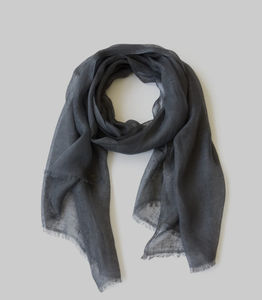 Wholesale Price Beautiful Luxury Style Winter Soft Cashmere Scarf with Tassel Custom Logo Printed Solid Color Wool <b>Shawl</b> - Product Image 3