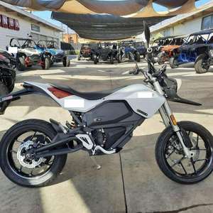 Motocicletas FXE ZF7 2 de Alta Calidad, Modelo 2025 - Product Image 3