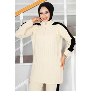 ชุดเสื้อถักฮิญาบแบบมีซิปครึ่งหนึ่งสีครีม - Product Image 3