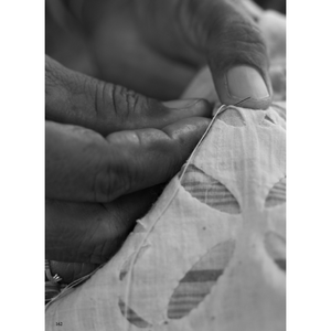 เดรสผ้าฝ้าย AMBER 34 ลายดอกไม้สไตล์โบฮีเมียน  ใส่ได้หลากหลายโอกาส ทั้งเป็นทางการและลำลอง แขนพอง ระบายอากาศได้ดี ฟรีไซส์ - Product Image 2