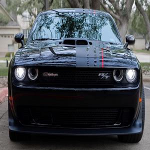 ¡Oferta Imperdible! Nuevo Dodge Challenger R/T Scat Pack Widebody Shakedown 2023, Súper Limpio, Coupé de Lujo con Motor V8 y Transmisión Manual de 6 Velocidades - Product Image 2