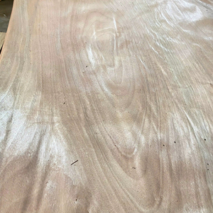 Placage en bois d'Okoume à haute teneur du Vietnam pour les intérieurs et le contreplaqué modernes - Product Image 4