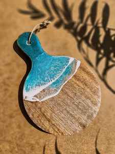 Planche à découper en bois massif en résine avec bois d'acacia et bois de manguier conçue pour la stabilité et la résistance - Product Image 6