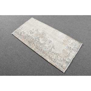 Petit tapis turc 1,6x3,2 pi (49x97 cm), tapis vintage à imprimé animal blanc - Product Image 2