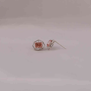 Boucles d'oreilles clous demi-cerceau en or jaune massif 14 carats avec diamants CVD taille octogonale radiant de 4,41 carats au total, cadeau pour femme - Product Image 5