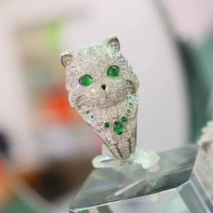 Bague de luxe pour femme en argent sterling 925 avec zircon taille radiant, design unique, motif animalier, tendance - Product Image 2