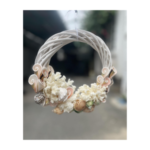 Elegant White Scallop Seashell Wreath, Handmade Vietnamese Coastal Home Decor, Wedding & Beach House Decoration. - Product Image 6
