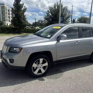 Jeep Compass 2016, Alta Gama, Volante a la Izquierda, Asientos de Cuero, Neumáticos R19, SUV - Product Image 1