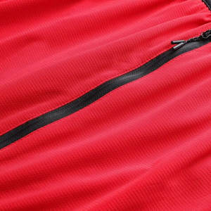 Short de sport double couche pour hommes avec logo personnalisé OEM Léger Motif solide Style décontracté Tissu de toile élastique à fermeture mi-taille - Product Image 5