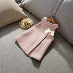 Conjuntos de Ropa para Bebés Niñas, Modernos, Elegantes, Bonitos, 100% Algodón, Talla y Color Personalizables, Suaves y Cómodos para el Verano - Product Image 1