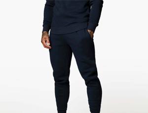 Conjunto Deportivo Informal de Algodón 100% para Hombre, con Capucha, Corte Regular, Color Sólido, Nuevo y en Oferta - Product Image 2